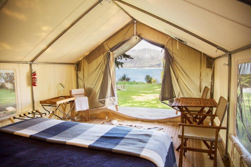 The Camp - Lake Hawea Kültér fotó