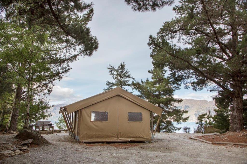 The Camp - Lake Hawea Kültér fotó