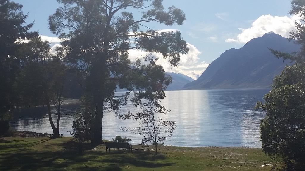 The Camp - Lake Hawea Kültér fotó